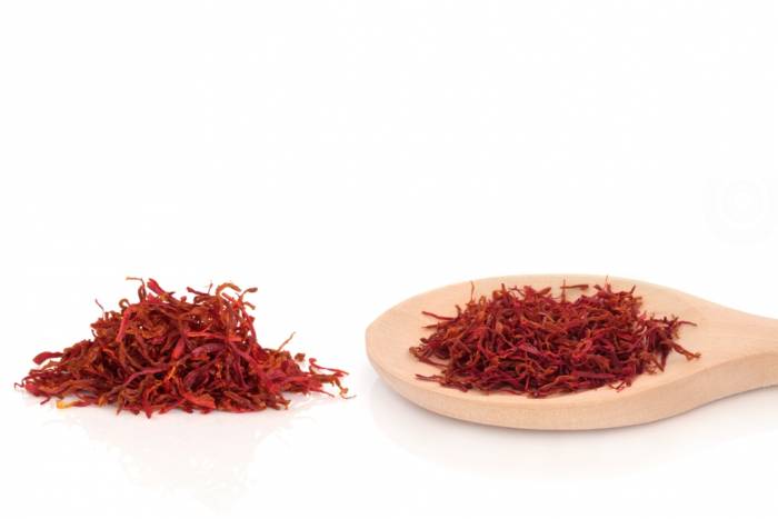 Sacar todo el aroma al azafrán