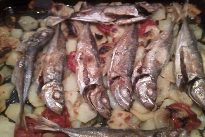 Jureles al horno con patatas