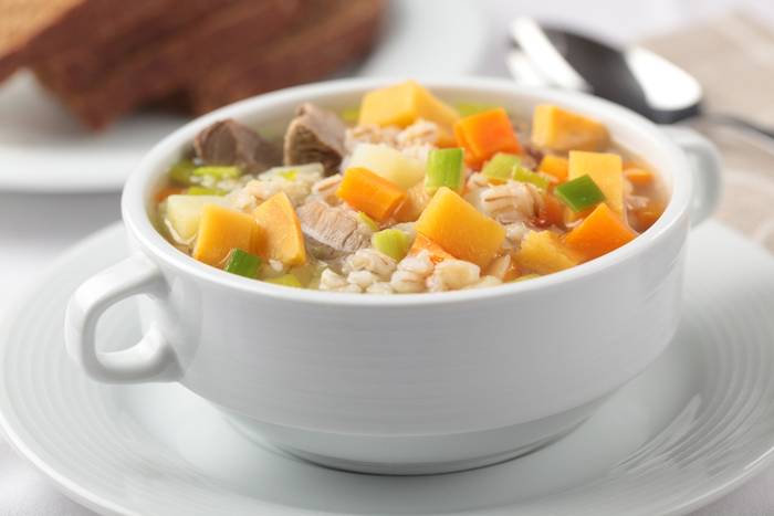 Sopa de carne y verduras