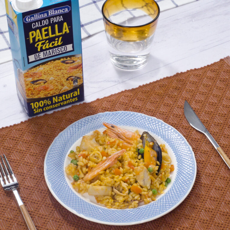 Arroz con pollo y marisco