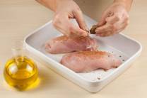 Cocción de las pechugas de pollo rellenas