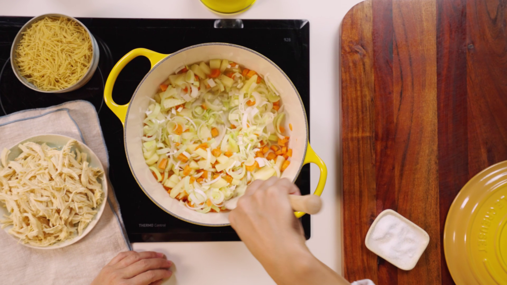 Cocinar el pollo