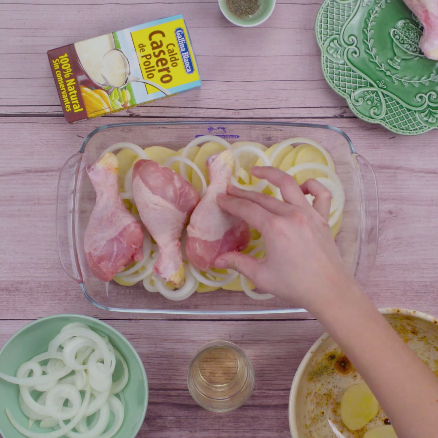 Cocción del pollo y las patatas