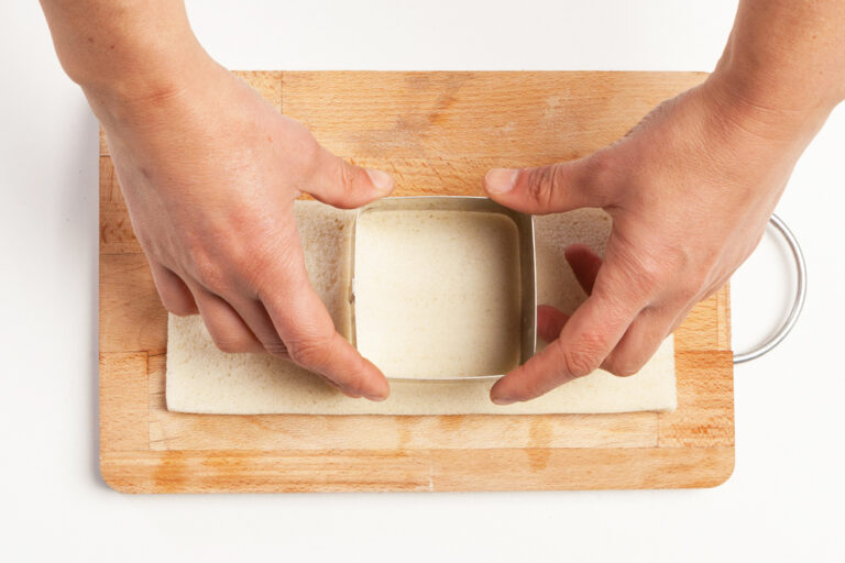 Corta el pan con un cortapastas